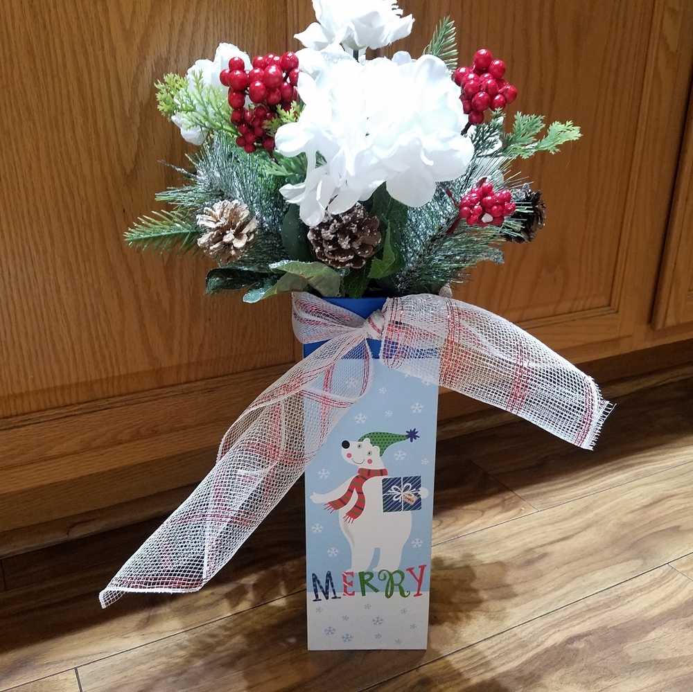 CLEARANCE!!  Tall Christmas box floral!